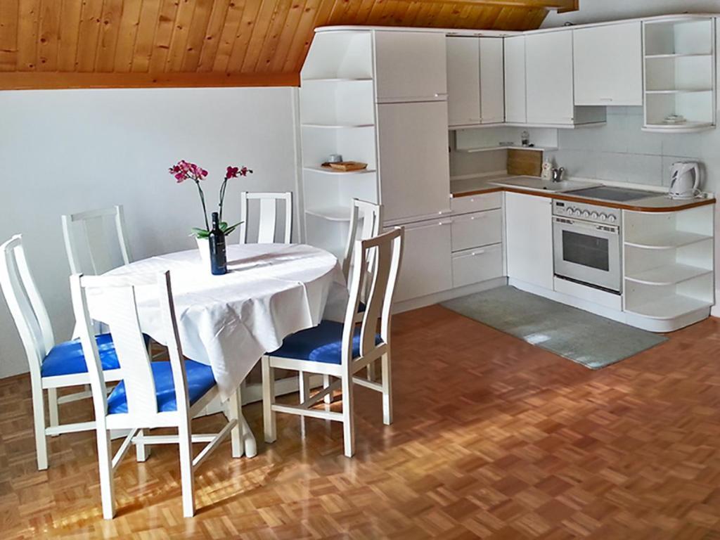 Apartments Ana كْرانْيِسكا غورا المظهر الخارجي الصورة